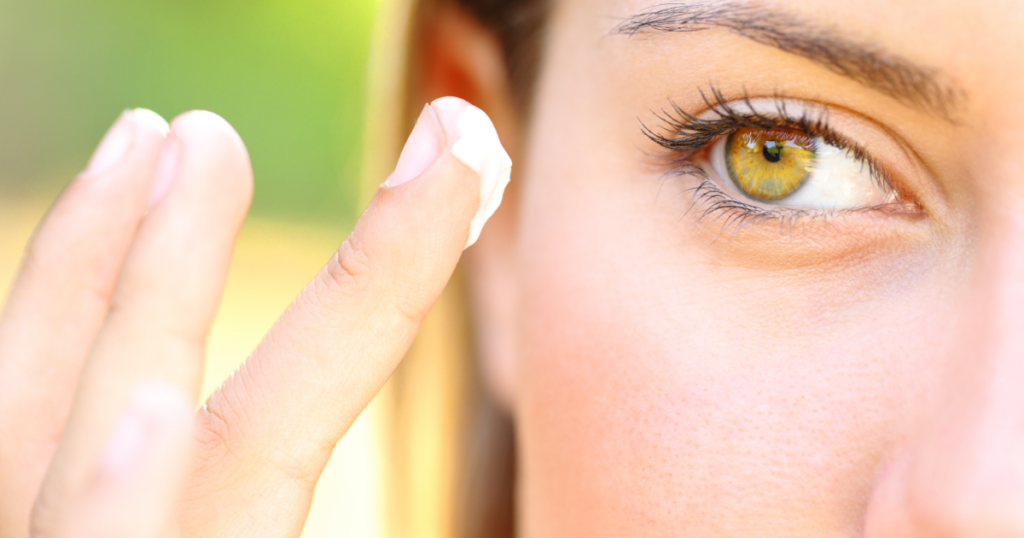 moisturizer for eyelid dermatitis